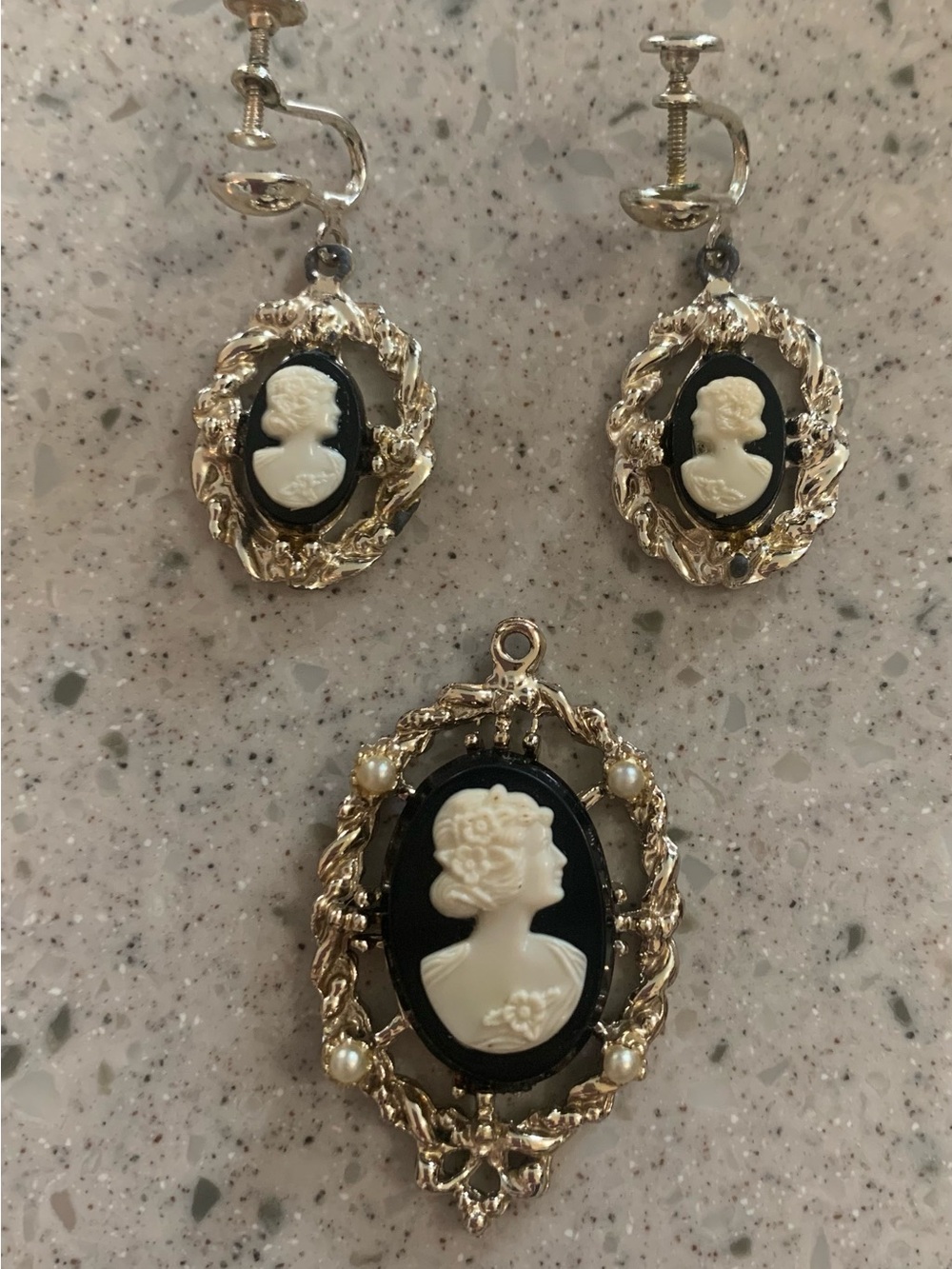 Vintage 90s Black and Ivory Cameo Screw-back Earring and Pendant Set Whimsygoth